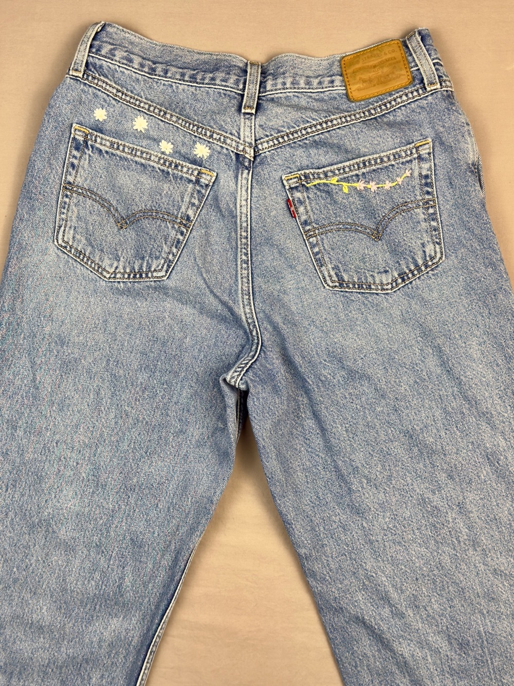 Levi’s Premium Embroidered 80’s Mom Jeans
